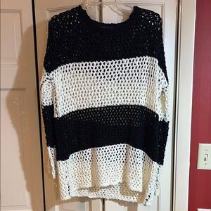 Ark & Co Black and Off-White Crew Neck Sweater, M